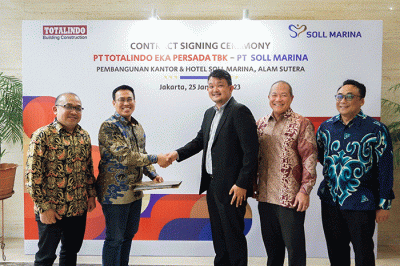 Penandatanganan proyek Pembangunan Kantor dan Hotel Soll Marina Alam Sutera di Kantor Pusat Totalindo, Tebet, Jakarta Selatan, Rabu (25/1/2023).