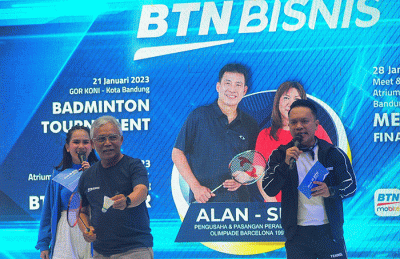 Badminton Tournament pada acara Road Show Tabungan BTN Bisnis di Bandung, Jawa Barat, Sabtu (28/1/2023).