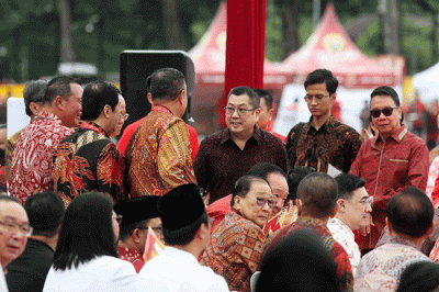Executive Chairman MNC Group Hary Tanoesoedibjo menghadiri Imlek Nasional 2023 yang diselenggarakan di Lapangan Banteng, Jakarta, Minggu (29/1/2023).