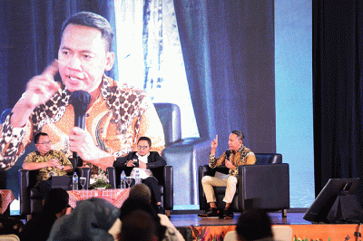 Forum Diskusi Haji di Gedung Serba Guna Asrama Haji Pondok Gede, Jakarta Timur, Senin (30/1/2023).