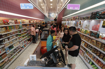 Grand Opening K3Mart di Pantai Indah Kapuk (PIK), Jakarta, Minggu (29/1/2023).