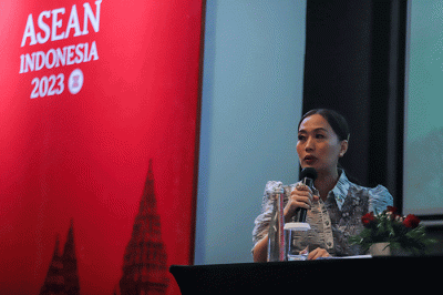 Chief Operating Officer Phillipine Tourism Promotions Board, Maria Margarita Montemayor Nograles memberikan pemaparan saat ATF 2023.