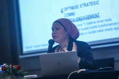 Deputy Director Tourism Malaysia Jakarta, Haryanty Abu Bakar memberikan pemaparan saat NTO's Media Briefing dalam ASEAN Tourism Forum (ATF) 2023.