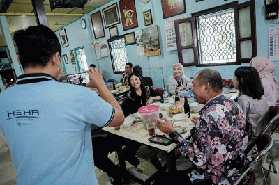Wakil Menteri Pariwisata dan Ekonomi Kreatif (Wamenparekraf) Angela Tanoesoedibjo melakukan peninjauan di Next Hotel Yogyakarta, Jumat (3/2/2023).