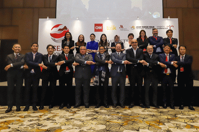 Wamenparekraf Angela Tanoesoedibjo memberikan sambutan saat menghadiri Business Luncheon hosted by CNN di Marriott Hotel, D.I Yogyakarta, Sabtu (4/2/2023).
