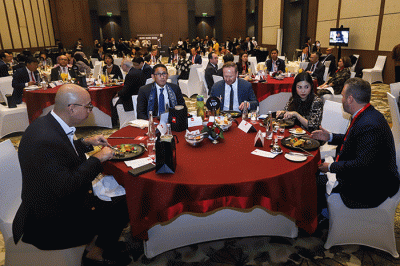 Wamenparekraf Angela Tanoesoedibjo memberikan sambutan saat menghadiri Business Luncheon hosted by CNN di Marriott Hotel, D.I Yogyakarta, Sabtu (4/2/2023).