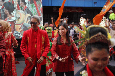 Wakil Menteri Pariwisata dan Ekonomi Kreatif (Wamenparekraf) Angela Tanoesoedibjo mengapresiasi penyelenggaraan peringatan Cap Go Meh 2023 di Bogor, Jawa Barat.