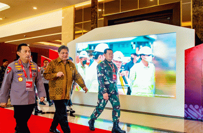 Menko Perekonomian RI Airlangga Hartarto saat menghadiri Rapim TNI Polri Tahun 2023 di Jakarta, Rabu (8/2/2023).