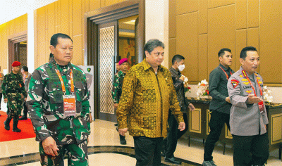 Menko Perekonomian RI Airlangga Hartarto saat menghadiri Rapim TNI Polri Tahun 2023 di Jakarta, Rabu (8/2/2023).