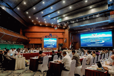 Menparekraf mengatakan salah satu yang menjadi fokus pengembangan yang harus segera dituntaskan adalah lima Destinasi Pariwisata Super Prioritas (DPSP).