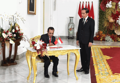 Presiden Joko Widodo menyambut kunjungan resmi Perdana Menteri (PM) Republik Demokratik Timor Leste, Taur Matan Ruak, di Istana Kepresidenan Bogor.