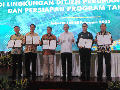 Perjanjian Kerja Sama (PKS) Program Kolaborasi Percepatan Penghapusan Kemiskinan Ekstrem melalui Perbaikan Rumah Tidak Layak Huni di Jakarta.