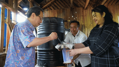 Peresmian Lembaga Pengembangan Bisnis (LPB) Lebak, Banten, Rabu (15/2/2023).