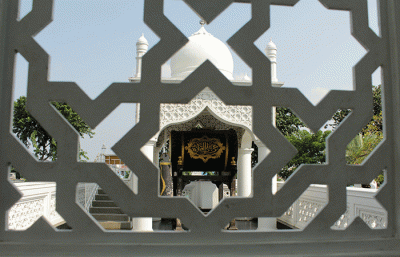 Suasana Masjid Ramlie Musofa di Jalan Danau Sunter Raya, Sunter Agung, Jakarta Utara, Rabu (15/2/2023).