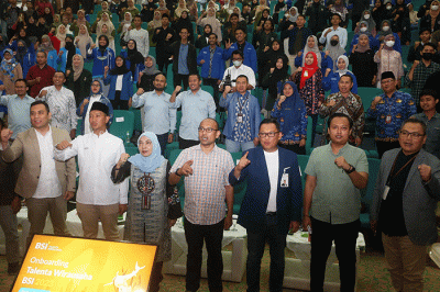 Pembukaan Onboarding Talenta Wirausaha BSI 2023 di Universitas Islam Negeri Sunan Ampel (UINSA) Surabaya, Jawa Timur, Jumat (17/2/2023).