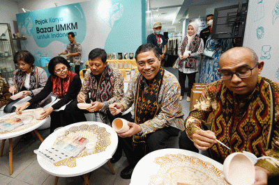 Bazar UMKM untuk Indonesia di Jakarta, Kamis (16/2/2023).