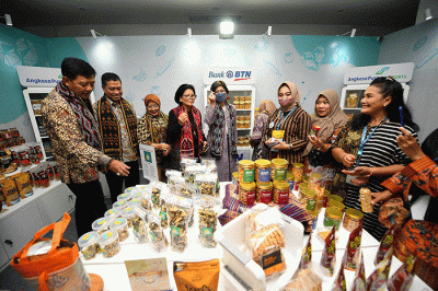 Bazar UMKM untuk Indonesia di Jakarta, Kamis (16/2/2023).