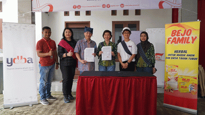 Penanaman perdana jahe merah di Desa Cikarang, Kecamatan Muncang, Lebak Banten, Rabu (15/2/2023).