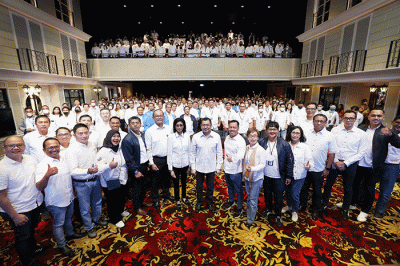Executive Chairman MNC Group Hary Tanoesoedibjo memberikan arahan kepada suluruh karyawan PT MNC Vision Network (MVN) saat Workshop MVN Forum.