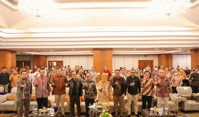 Sekjen Kementerian Ketenagakerjaan, Anwar Sanusi saat menyampaikan sambutan dan membuka acara Pembinaan Komunitas Hukum Kementerian Ketenagakerjaan di Jakarta.