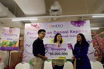 Cancer Talk & Donasi Hero Supermarket untuk Yayasan Pita Kuning, di Jakarta, Jumat (17/2/2023).