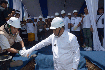 Groundbreaking pembangunan Pengolahan Beras Terpadu di Jembrana, Bali, Rabu (22/2/2023).