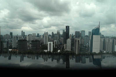 Gedung bertingkat terlihat dari ketinggian di kawasan Jakarta Pusat, Kamis (23/2/2023).