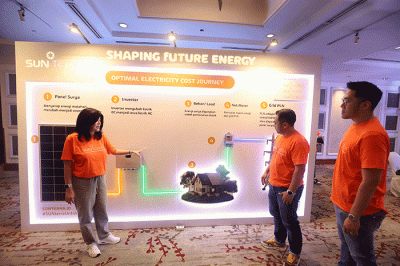 Peluncuran Kanal Digital Keagenan dan Program Berlangganan Solar Panel di Jakarta, Sabtu (25/2/2023).