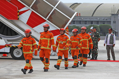 Sebanyak 50 anggota Tim Pencarian dan Pertolongan Indonesia (INASAR) dan rombongan delegasi kemanusiaan untuk Turkiye telah kembali ke Tanah Air.