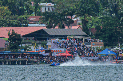 Menparekraf optimistis dampak ekonomi dari penyelenggaraan event F1 PowerBoat yang berlangsung pada 24-26 Februari 2023 mampu membangkitkan sektor pariwisata.