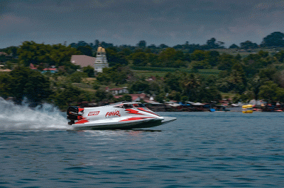 Menparekraf optimistis dampak ekonomi dari penyelenggaraan event F1 PowerBoat yang berlangsung pada 24-26 Februari 2023 mampu membangkitkan sektor pariwisata.