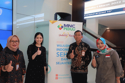 Pemberian bantuan kepada Planet Kreatif Disabilitas di MNC Financial Center, Kebon Sirih Jakarta, Kamis (2/3/2023).