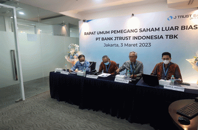 Rapat Umum Pemegang Saham Luar Biasa PT Bank JTrust Indonesia Tbk di Jakarta, Jumat (3/3/2023).
