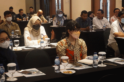 Sosialisasi Program Penilaian Peringkat Kinerja Perusahaan (Proper) dalam Pengelolaan Lingkungan Hidup, yang diselenggarakan Dinas Lingkungan Hidup Kota Depok.