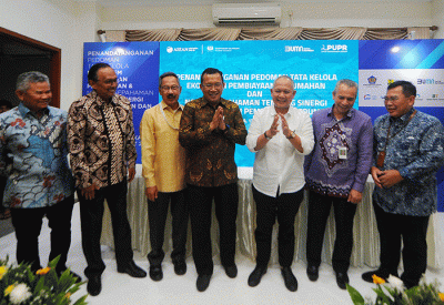 Penandatanganan Nota Kesepahaman tentang Sinergi Pembangunan dan Pembiayaan Perumahan di Jakarta, Senin (13/3/2023).