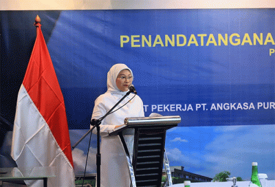 Penandatanganan Perjanjian Kerja Bersama (PKB) PT Angkasa Pura I dengan Serikat Pekerja PT Angkasa Pura I (Persero) dan Asosiasi Karyawan PT Angkasa Pura I.