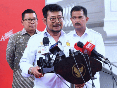 Menteri Pertanian Syahrul Yasin Limpo memberikan keterangannya usai mengikuti rapat yang dipimpin oleh Presiden Joko Widodo di Kompleks Istana Kepresidenan.