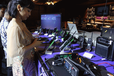 Peluncuran perangkat digital mobile radio Hytera di Jakarta, Kamis (16/3/2023).