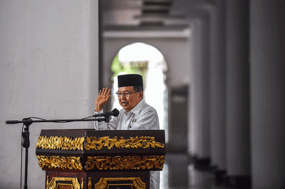 Pelantikan pengurus Pimpinan Wilayah DMI Sumsel di Masjid Agung Sultan Mahmud Badarudin Jayo Wikramo, Selasa (21/3/2023).
