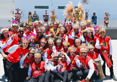 Presiden Joko Widodo memberikan sambutannya saat meresmikan Papua Youth Creative Hub (PYCH) di Kota Jayapura, Selasa (21/3/2023).