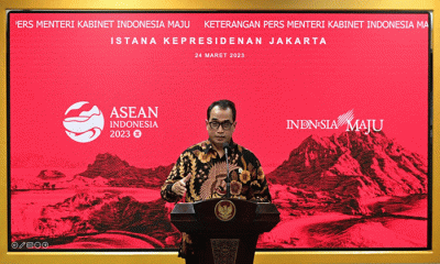 Menteri Perhubungan Budi Karya Sumadi memberikan keterangan usai mengikuti rapat terbatas di Istana Merdeka, Jakarta, Jumat (24/3/2023).