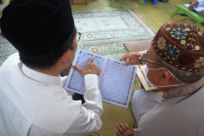 Sekitar 130 santri lanjut usia (lansia) mengikuti kegiatan di Pesantren Lansia Roodhiyatam Mardhiyyah.