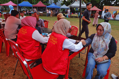 Forum Kemanusiaan Kota Makassar (FKKM) mengelar Gammara (Gema Manggala Market Ramadhan) di Lapangan Kecamatan Manggala, Makassar, Senin (27/3/2023).
