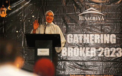 Direktur Utama PT Asuransi Binagriya Upakara Sri RM Sudarsari memberikan apresiasi kepada pialang asuransi (broker) yang menjadi mitra bisnis perusahaan.