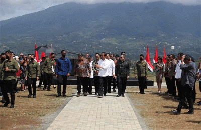 Presiden Joko Widodo (Jokowi) meresmikan Kawasan Ekonomi Khusus (KEK) MNC Lido City, Bogor, Jawa Barat, Jumat, (31/3/2023).
