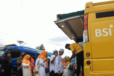 Ratusan santri mengikuti kegiatan Semarak Rupiah Ramadan dan Berkah idul Fitri (SERAMBI) Kantor Perwakilan Bank Indonesia Provinsi Sumatera Selatan.