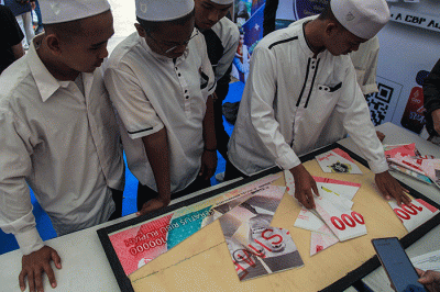 Ratusan santri mengikuti kegiatan Semarak Rupiah Ramadan dan Berkah idul Fitri (SERAMBI) Kantor Perwakilan Bank Indonesia Provinsi Sumatera Selatan.