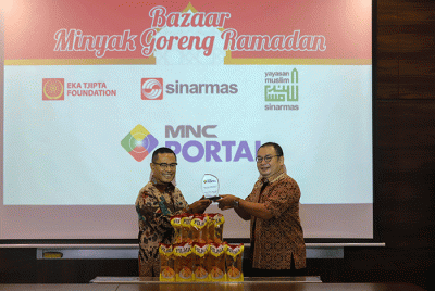 Pembukaan Bazaar Minyak Goreng di iNews Tower, MNC Center, Kebon Sirih, Jakarta Pusat, Kamis (6/4/2023).