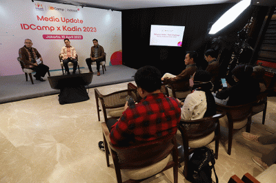 Media Update IDCamp x Kadin 2023 di Jakarta, Senin (10/4/2023).