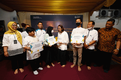 Direktur Assets Management Bank BTN Elisabeth Novie Riswanti menyampaikan presentasi kepada para karyawan Kantor Wilayah 3 Bank BTN.
